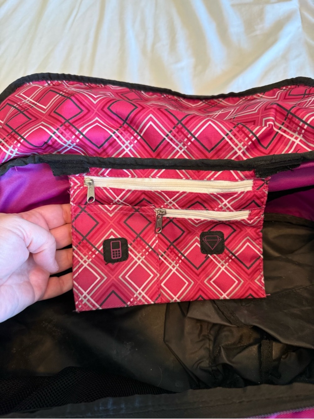 Nike Women's Purple and Silver Medium Travel Duffel Bag - Picture 4 of 9